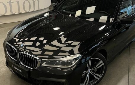 BMW 7 серия, 2018 год, 3 800 000 рублей, 1 фотография