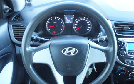 Hyundai Solaris II рестайлинг, 2011 год, 599 000 рублей, 11 фотография
