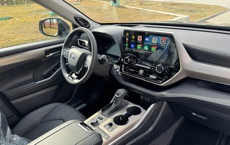 Toyota Highlander, 2025 год, 5 499 000 рублей, 21 фотография
