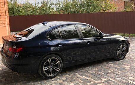 BMW 3 серия, 2014 год, 1 300 000 рублей, 4 фотография