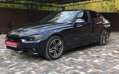 BMW 3 серия, 2014 год, 1 300 000 рублей, 2 фотография