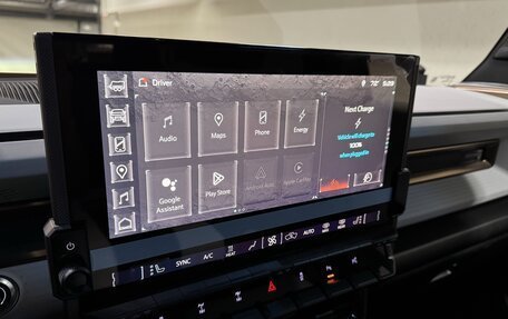 GMC Hummer EV, 2023 год, 17 500 000 рублей, 36 фотография