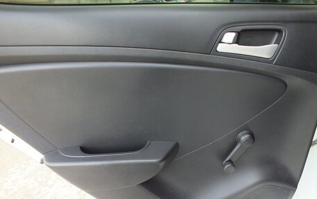 Hyundai Solaris II рестайлинг, 2011 год, 709 000 рублей, 22 фотография