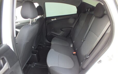 Hyundai Solaris II рестайлинг, 2011 год, 709 000 рублей, 17 фотография