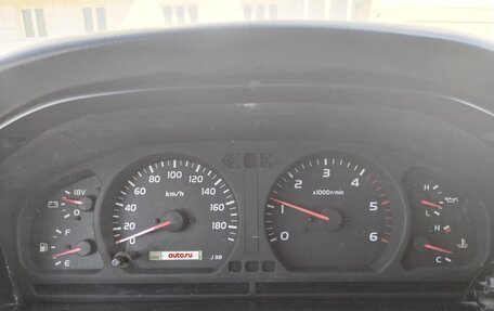 Toyota Land Cruiser 100 рестайлинг 2, 1999 год, 1 705 000 рублей, 11 фотография