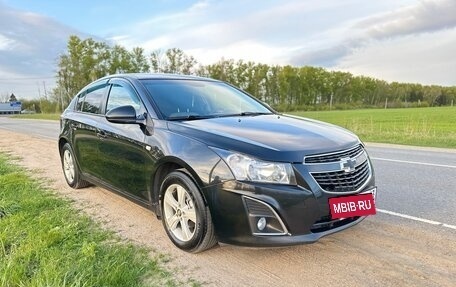 Chevrolet Cruze II, 2013 год, 820 000 рублей, 3 фотография