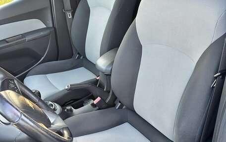 Chevrolet Cruze II, 2013 год, 820 000 рублей, 8 фотография