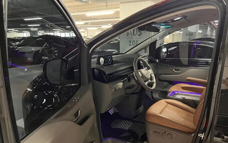 Hyundai Staria, 2021 год, 3 670 000 рублей, 7 фотография