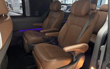 Hyundai Staria, 2021 год, 3 670 000 рублей, 11 фотография