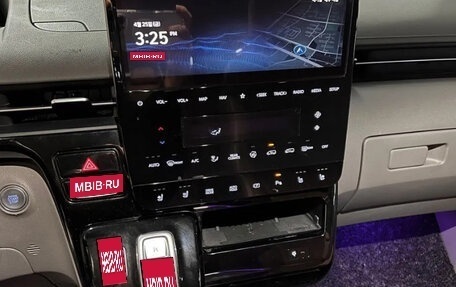 Hyundai Staria, 2021 год, 3 670 000 рублей, 14 фотография