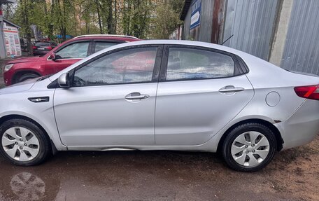 KIA Rio III рестайлинг, 2015 год, 700 000 рублей, 3 фотография