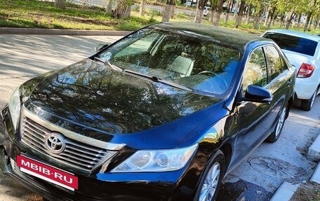 Toyota Camry, 2014 год, 1 650 000 рублей, 2 фотография