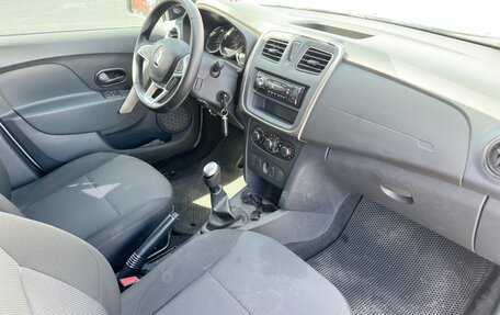 Renault Logan II, 2020 год, 800 000 рублей, 9 фотография