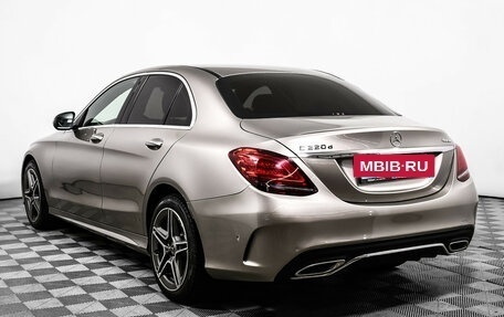Mercedes-Benz C-Класс, 2018 год, 3 600 000 рублей, 7 фотография