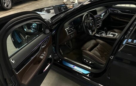 BMW 7 серия, 2018 год, 3 800 000 рублей, 7 фотография