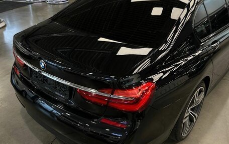 BMW 7 серия, 2018 год, 3 800 000 рублей, 5 фотография