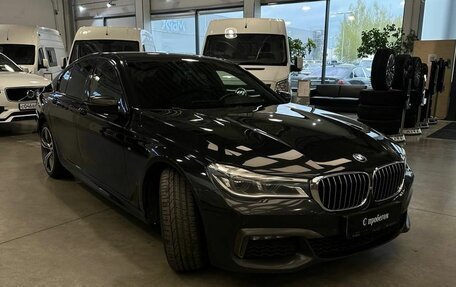 BMW 7 серия, 2018 год, 3 800 000 рублей, 3 фотография