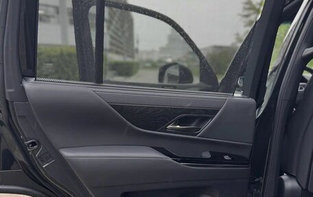 Lexus LX, 2025 год, 14 790 000 рублей, 18 фотография
