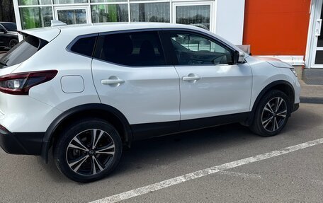 Nissan Qashqai, 2022 год, 2 610 000 рублей, 2 фотография