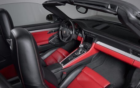 Porsche 911, 2013 год, 8 990 000 рублей, 26 фотография