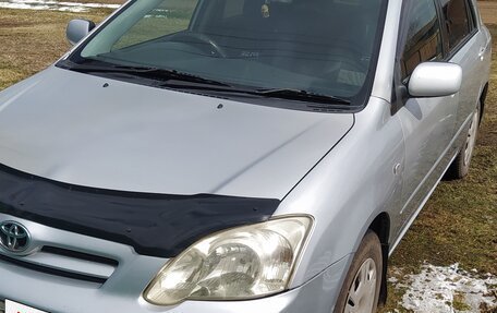 Toyota Corolla, 2004 год, 570 000 рублей, 13 фотография