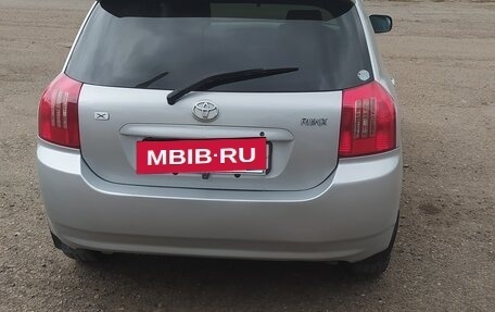 Toyota Corolla, 2004 год, 570 000 рублей, 4 фотография