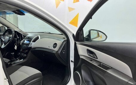 Chevrolet Cruze II, 2013 год, 820 000 рублей, 27 фотография