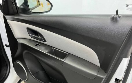 Chevrolet Cruze II, 2013 год, 820 000 рублей, 28 фотография