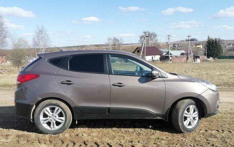 Hyundai ix35 I рестайлинг, 2012 год, 1 050 000 рублей, 3 фотография