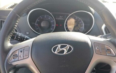 Hyundai ix35 I рестайлинг, 2012 год, 1 050 000 рублей, 4 фотография