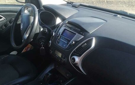 Hyundai ix35 I рестайлинг, 2012 год, 1 050 000 рублей, 6 фотография