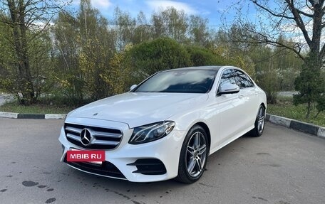 Mercedes-Benz E-Класс, 2019 год, 4 500 000 рублей, 6 фотография