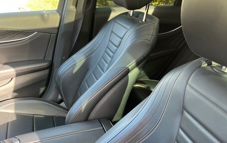 Mercedes-Benz E-Класс, 2019 год, 4 500 000 рублей, 19 фотография