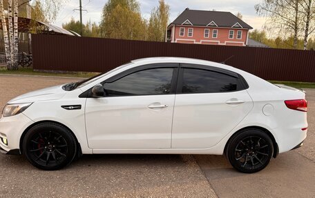 KIA Rio III рестайлинг, 2015 год, 950 000 рублей, 3 фотография