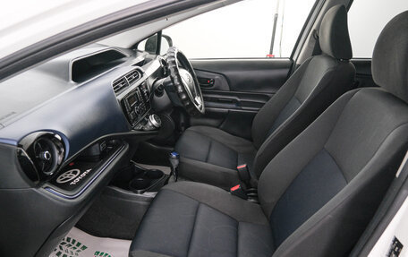Toyota Aqua I, 2015 год, 979 000 рублей, 13 фотография