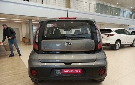 KIA Soul II рестайлинг, 2019 год, 1 353 000 рублей, 7 фотография