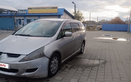 Mitsubishi Grandis, 2003 год, 800 000 рублей, 2 фотография