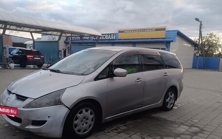Mitsubishi Grandis, 2003 год, 800 000 рублей, 9 фотография