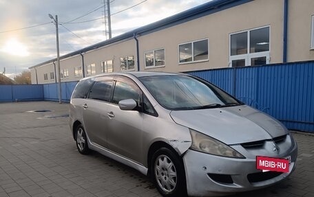Mitsubishi Grandis, 2003 год, 800 000 рублей, 11 фотография