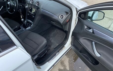 Ford Mondeo IV, 2013 год, 965 000 рублей, 12 фотография