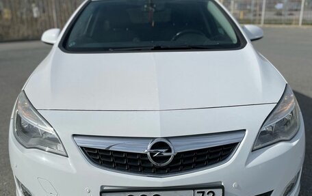 Opel Astra J, 2011 год, 849 000 рублей, 2 фотография