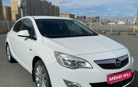 Opel Astra J, 2011 год, 849 000 рублей, 3 фотография