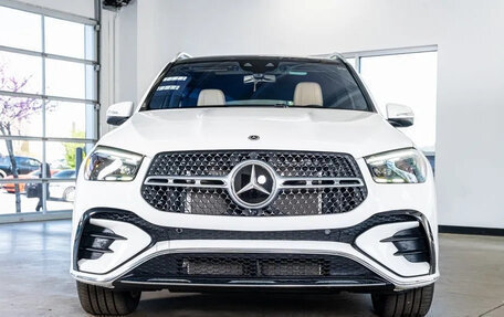 Mercedes-Benz GLE, 2024 год, 14 590 000 рублей, 2 фотография