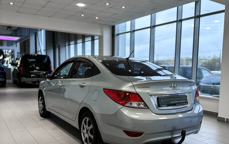 Hyundai Solaris II рестайлинг, 2011 год, 644 000 рублей, 8 фотография