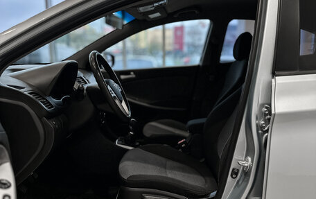 Hyundai Solaris II рестайлинг, 2011 год, 644 000 рублей, 9 фотография