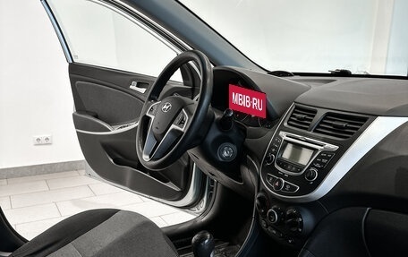 Hyundai Solaris II рестайлинг, 2011 год, 644 000 рублей, 12 фотография