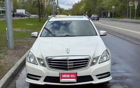 Mercedes-Benz E-Класс, 2012 год, 1 970 000 рублей, 2 фотография