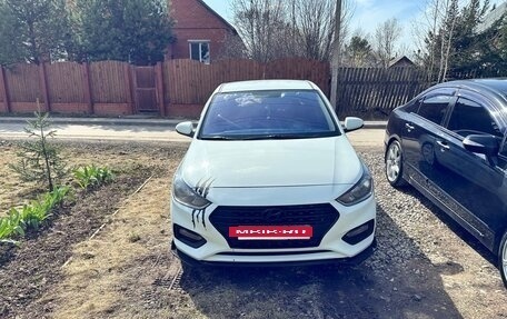 Hyundai Solaris II рестайлинг, 2017 год, 1 100 000 рублей, 2 фотография