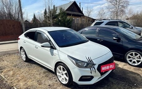 Hyundai Solaris II рестайлинг, 2017 год, 1 100 000 рублей, 4 фотография