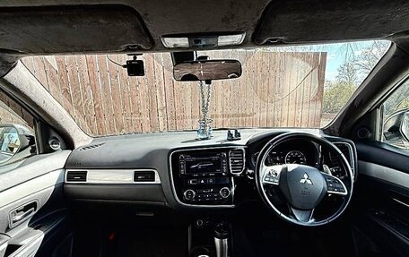 Mitsubishi Outlander III рестайлинг 3, 2013 год, 2 200 000 рублей, 16 фотография